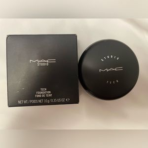 MAC Studio Tech Foundation NW46 BRAND NEW